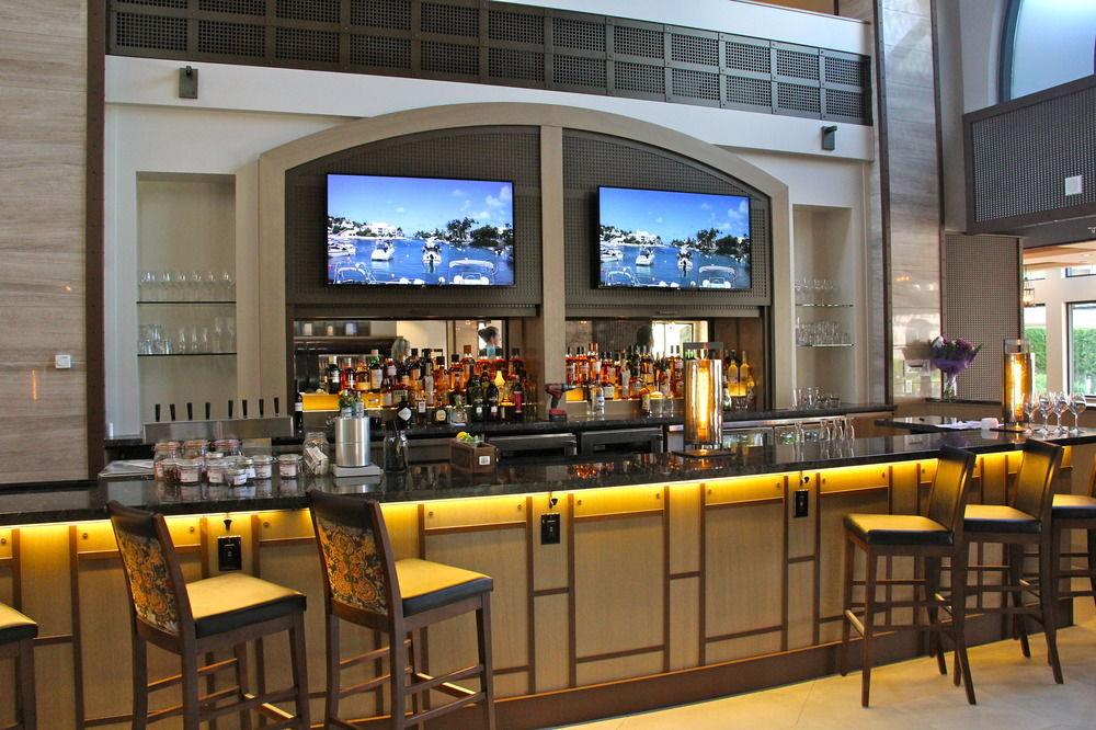 The Royal Kelowna - Bellstar Hotels & Resorts Exterior foto
